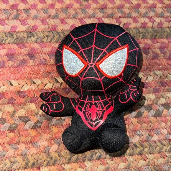 SPIDER MAN MILES MORALES MINI PLUSH - Picture 1 of 5